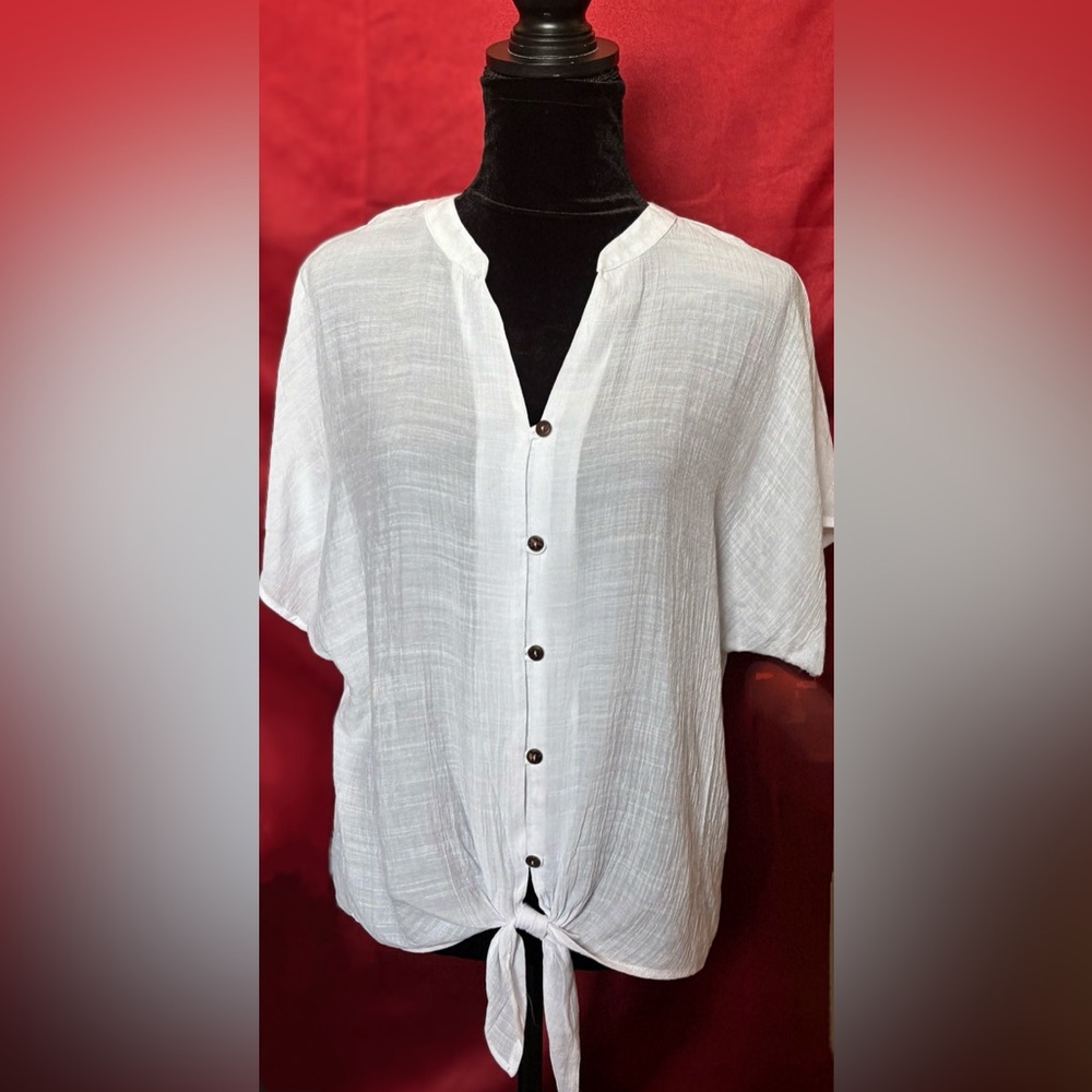 AUW Elegant White Blouse